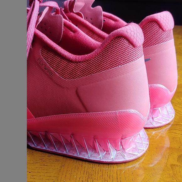 *SOLD*Nike Romaleos 3 XD Training Siren Red Black - Picture 5 of 8